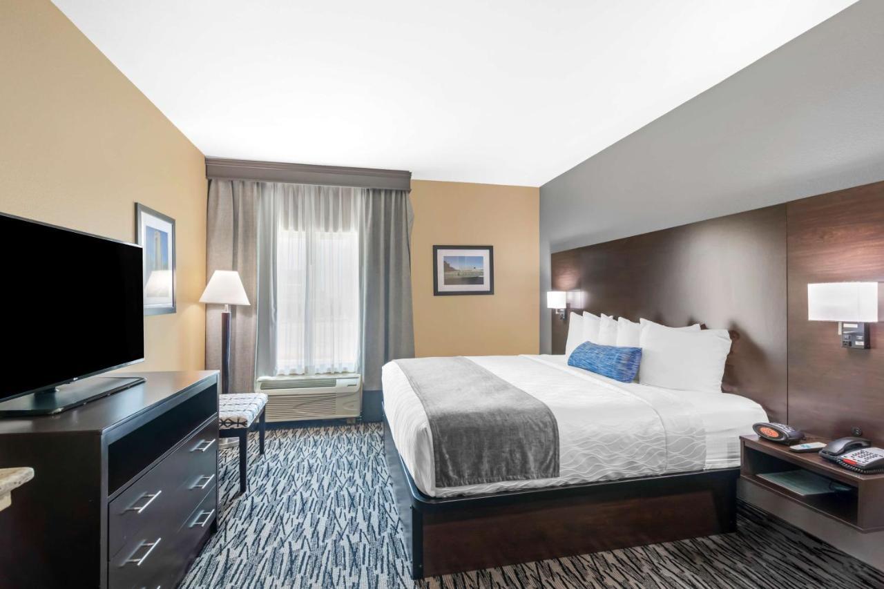 Best Western Plus Denton Inn & Suites Экстерьер фото
